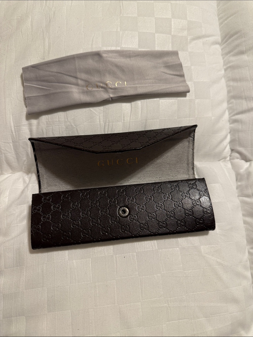 Gucci Brown Embossed GG Leather Eyeglass/ Reading Glass Case w/ Gray Dust Sleeve